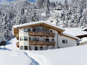 Chalet.nl Chalet-appartement Marina max. 4 volwassenen + 2 kinderen - 4-6 personen - Oostenrijk - Zillertal - Hippach (bij Mayrhofen)