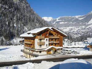 Chalet.nl Chalet-appartement La Cascade Les Seracs - 15 personen - Frankrijk - Les Portes du Soleil - Châtel