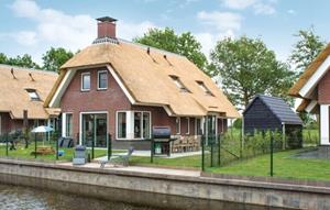 EenVakantieHuisje.nl Familiehuis voor 10-personen op recreatiepark Idskenhuizen - Idskenhuizen