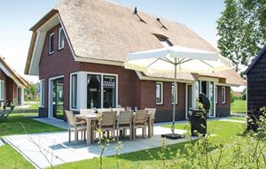 EenVakantieHuisje.nl Vakantiepark Idskenhuizen vakantievilla voor 8 personen aan het water - Idskenhuizen
