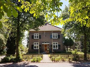 Specialvillas.nl Pastoorswoning - bijzonder en luxe vakantiehuis in Brabant - Nederland - Noord-Brabant - Borkel en Schaft