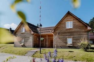 Chalet.nu Ferienhaus Typ Premium Lodge 4 Erw 2 Kinder - Duitsland - Niedersaksen - Torfhaus