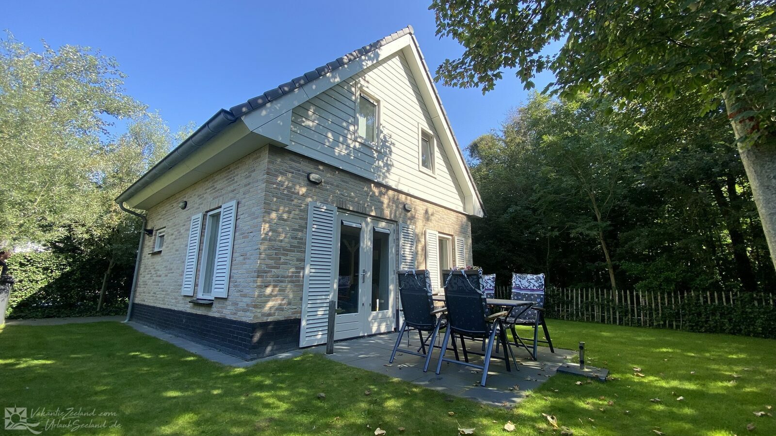 Vakantiezeeland.com VZ964 Vrijstaande Vakantiewoning in Zoutelande - Nederland - Zeeland - Zoutelande