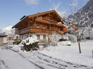 Chalet.nl Chalet-appartement Hollenzen - 11 personen - Oostenrijk - Zillertal - Mayrhofen