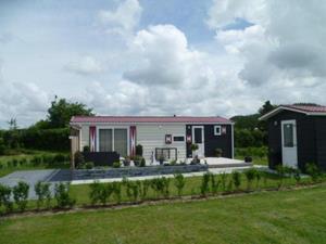 Heerlijkehuisjes.nl Luxe 4-persoons vakantiechalet in Serooskerke op kindvriendelijk familiepark. - Nederland - Europa - Serooskerke