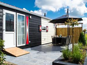 Heerlijkehuisjes.nl Luxe 6-persoons vakantiechalet in Serooskerke op kindvriendelijk familiepark. - Nederland - Europa - Serooskerke