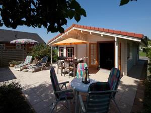 Heerlijkehuisjes.nl Sfeervol 6-persoons chalet op vakantiepark De Krabbenkreek in Sint Annaland, Tholen - Nederland - Europa - Sint-Annaland