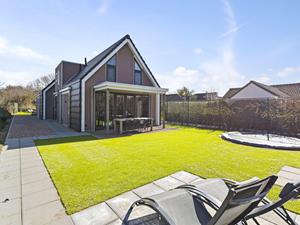 Heerlijkehuisjes.nl Prachtige 10 persoons vakantievilla met bubbelbad nabij Ouddorp en het strand - Nederland - Europa - Ouddorp