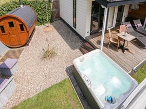 Heerlijkehuisjes.nl Luxe 2 persoons studio met sauna en bubbelbad nabij Nationaal Park Weerribben-Wieden - Nederland - Europa - Sint-Jansklooster