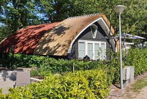 Heerlijkehuisjes.nl Zespersoons luxe vakantiehuis op familiepark nabij de Weerribben. - Nederland - Europa - De-Bult