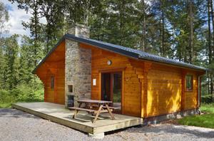 Heerlijkehuisjes.nl Vrijstaand chalet voor 8 personen midden in de bossen in de Ardennen. - Belgie - Europa - Oignies-en-Thiérache