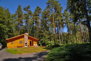 Heerlijkehuisjes.nl Luxe chalet voor 8 personen midden in de bossen in de Ardennen. - Belgie - Europa - Oignies-en-Thiérache
