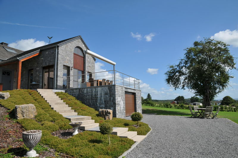 Heerlijkehuisjes.nl Luxe wellness villa voor 8 personen met sauna en uitzicht op de vallei. - Belgie - Europa - Somme-Leuze
