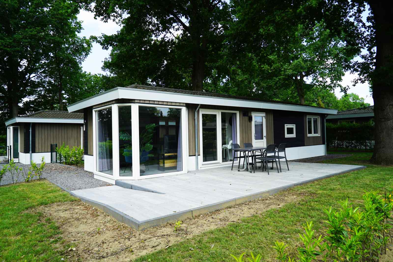 Heerlijkehuisjes.nl Luxe 4 persoons vakantiehuis op vakantiepark Limburg in Susteren - Nederland - Europa - Susteren