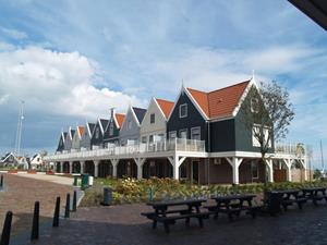 Heerlijkehuisjes.nl Luxe appartement geschikt voor 12 personen op vakantiepark Poort van Amsterdam. - Nederland - Europa - Uitdam