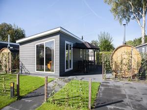 Heerlijkehuisjes.nl Luxe 6 persoons modern chalet met sauna op de Veluwe - Nederland - Europa - Voorthuizen