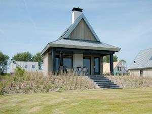 Heerlijkehuisjes.nl Luxe 8 persoons vakantievilla op vakantieresort in Tholen - Zeeland - Nederland - Europa - Tholen
