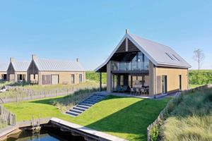 Heerlijkehuisjes.nl Luxe 6 persoons vakantievilla op vakantieresort in Tholen - Zeeland - Nederland - Europa - Tholen