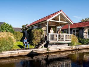 Heerlijkehuisjes.nl Compact en knus chalet voor 4 personen met sauna, gelegen op een fijn vakantiepark - Nederland - Europa - Akkrum