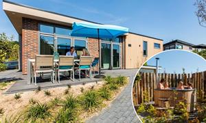 Bungalow.Net Module special 6 people Wellness (Hottub) - Nederland - Lunteren