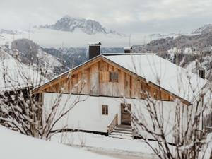 Chalet.nl Chalet Casa Tra Cime max. 8 volwassenen en 2 kinderen - 8-10 personen - Italië - Dolomieten - Arabba/Marmolada - Arabba