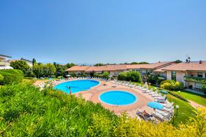Bungalow.Net Kristall Lago Pool View - Italië - Desenzano