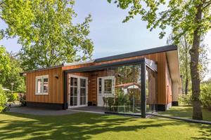 Heerlijkehuisjes.nl Prachtig 6 persoons vakantiehuis op familiepark nabij de Weerribben - Nederland - Europa - De Bult