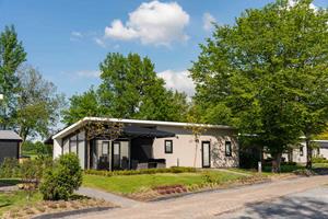 Heerlijkehuisjes.nl Luxe 4 persoons Lodge met privé sauna op een vakantiepark nabij Enter - Salland - Nederland - Europa - Enter