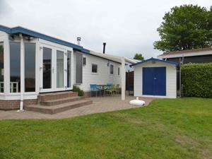 Heerlijkehuisjes.nl 4 persoons chalet aan het water op Vakantiepark Rhederlaagse Meren in Lathum - Nederland - Europa - Lathum
