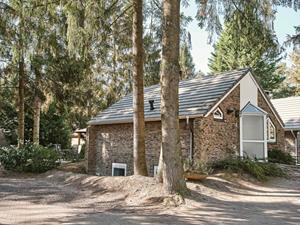 Heerlijkehuisjes.nl Sfeervolle 6-persoons bungalow op Vakantiepark De Bosrand midden op de Veluwe - Nederland - Europa - Vaassen