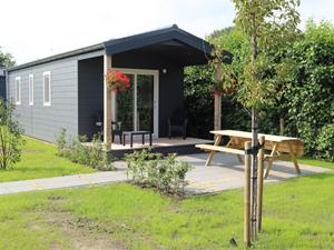 Heerlijkehuisjes.nl Prachtig landelijk gelegen 4 persoons chalet op een boerderij aan de Vecht - Nederland - Europa - Weesp