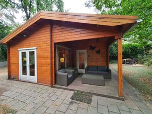 Heerlijkehuisjes.nl Luxe chalet met bubbelbad voor 4 tot 6 personen, gelegen in Ermelo op de Veluwe - Nederland - Europa - Ermelo