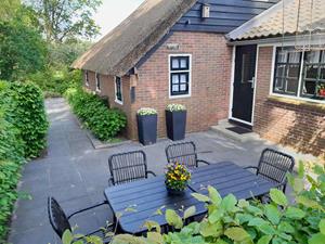 Heerlijkehuisjes.nl 6 persoons appartement met drie slaapkamers in het centrum van Giethoorn - Nederland - Europa - Giethoorn