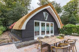 Heerlijkehuisjes.nl Luxe 8 persoons luxe vakantiehuis op familiepark nabij de Weerribben. - Nederland - Europa - De Bult