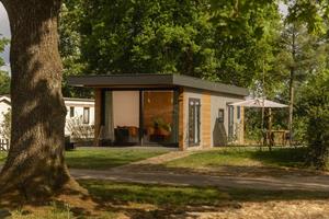 Heerlijkehuisjes.nl Comfortabel 4 persoons vakantiehuis met eigen tuin, op Vakantiepark Mölke in Zuna - Nederland - Europa - Zuna