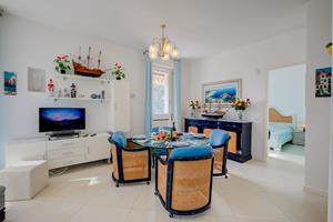 Bungalow.Net Rhapsody By The Sea - Italië - Sanremo