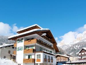 Chalet.nl Chalet-appartement Cesa Soraruf - 9 personen - Italië - Dolomieten - Val di Fassa - Campitello (bij Canazei)