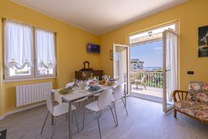 Bungalow.Net La Maison Fleurie Appartamento Giglio - Italië - Desenzano