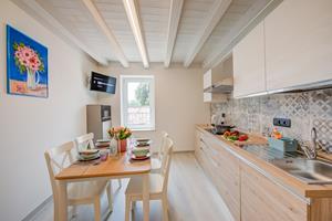 Bungalow.Net Tulipano Apt - Palazzo Palermo 1817 - Italië - Salionze