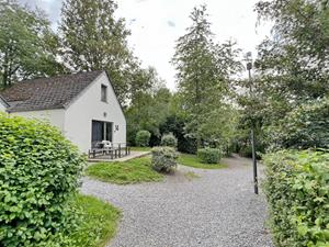 Heerlijkehuisjes.nl 6 persoons bungalow met sauna en uitzicht op het meer - Belgie - Europa - Vielsalm