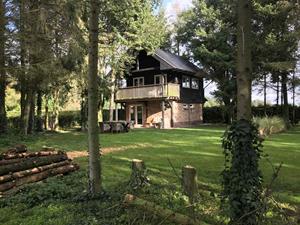 Heerlijkehuisjes.nl Uniek 4 persoons vakantiehuis tussen de bomen met weids uitzicht in Erica, Drenthe - Nederland - Europa - Erica
