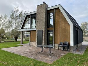 Heerlijkehuisjes.nl Luxe vrijstaande 8 persoons villa, met sauna, in Flevoland. - Nederland - Europa - Biddinghuizen