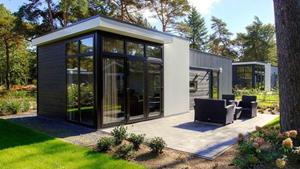 Heerlijkehuisjes.nl 4 persoons vakantiehuis op vakantiepark Maasduinen met natuurmeer en zandstrand. - Nederland - Europa - Belfeld