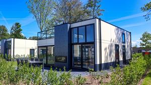 Heerlijkehuisjes.nl 6 persoons vakantiehuis met sfeerhaard en dakterras op vakantiepark nabij Venlo. - Nederland - Europa - Belfeld