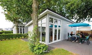 Heerlijkehuisjes.nl Comfortabel 4 persoons chalet op een vakantiepark met een verwarmd buitenzwembad - Nederland - Europa - Cromvoirt
