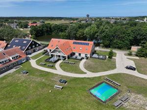 Heerlijkehuisjes.nl Luxe 20 persoons groepsaccommodatie in de Vleien op Ameland - Nederland - Europa - Ameland-Nes