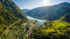 Traveldeal.nl Rondreis: Spectaculaire Noorse Fjorden met Havila cruise - Noorwegen - Oslo - Gardermoen
