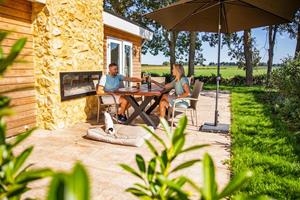 EenVakantieHuisje.nl Vakantiehuis Schaelsbergerbosch met sfeerhaard & tuinhuis - 6 persoons - Bemelen