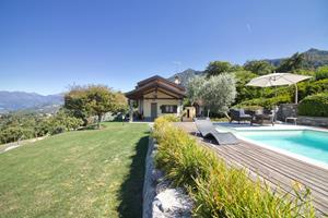 Bungalow.Net Il Lago Blu Loft With Pool - Italië - Castelveccana