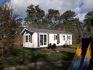 Heerlijkehuisjes.nl Heerlijk 4-persoons chalet op een natuurrijk vakantiepark aan de rand van Nationaal Park. - Nederland - Europa - Amen